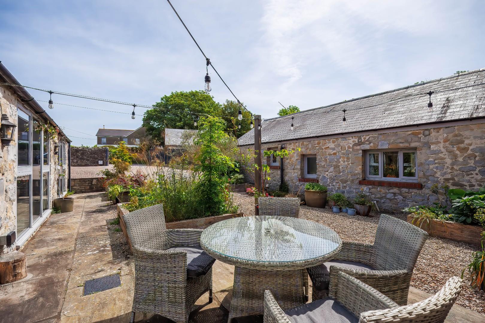 Ty Broc, Parc Farm, St. Donat's, Nr Llantwit Major, Vale of Glamorgan, CF61 1AG